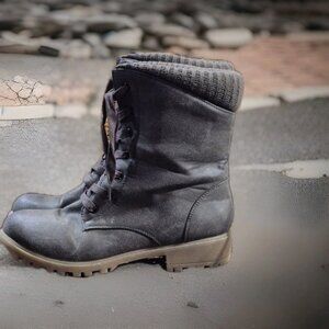 Collection by Carrini Lace Up Boots  Brown Women's Size 10